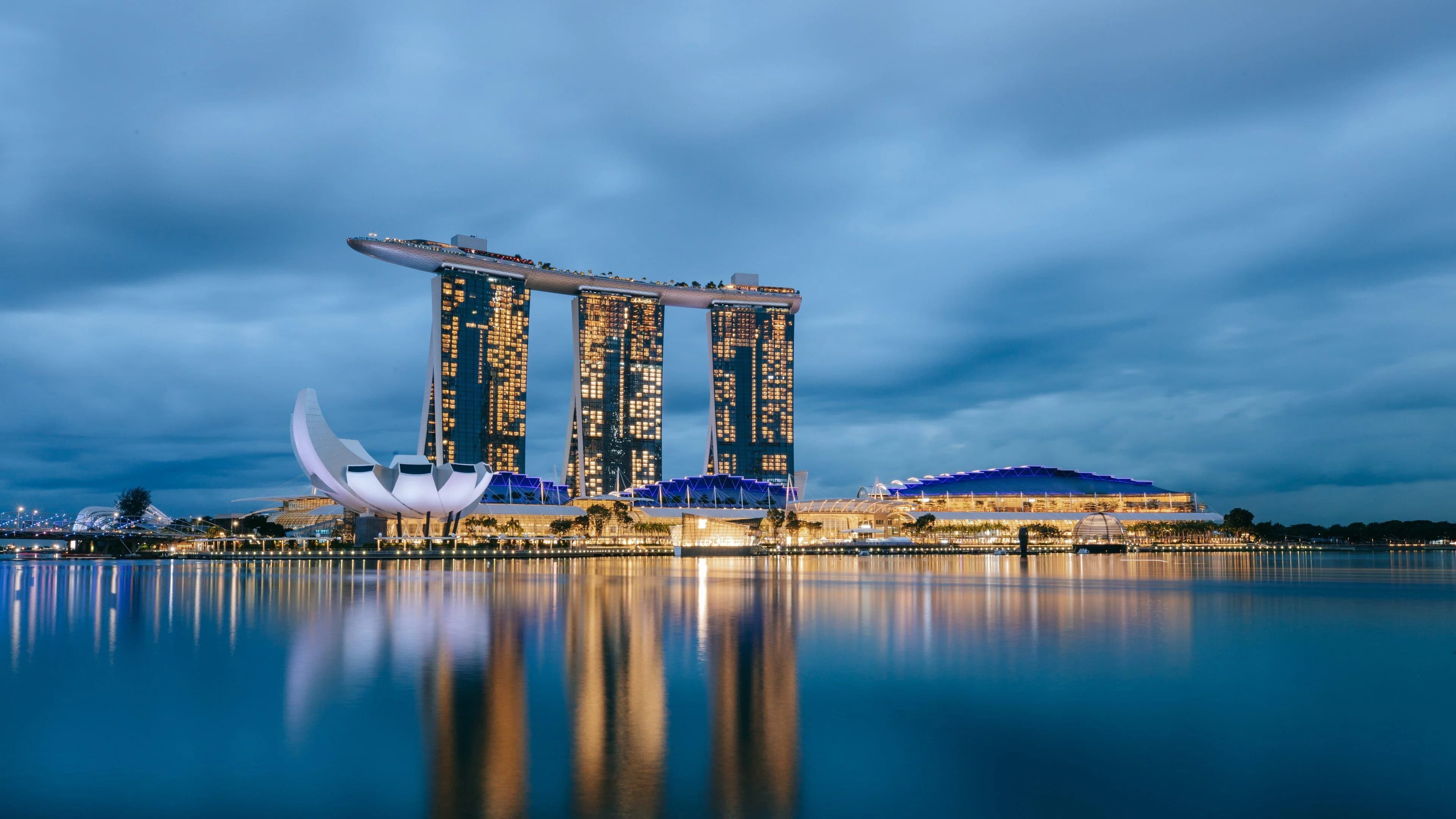 Marina Bay in Singapore at blue hour